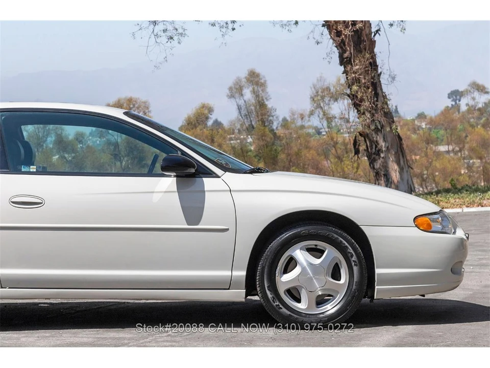 2003 Chevrolet Monte Carlo 6th Gen - Image 11 of 31