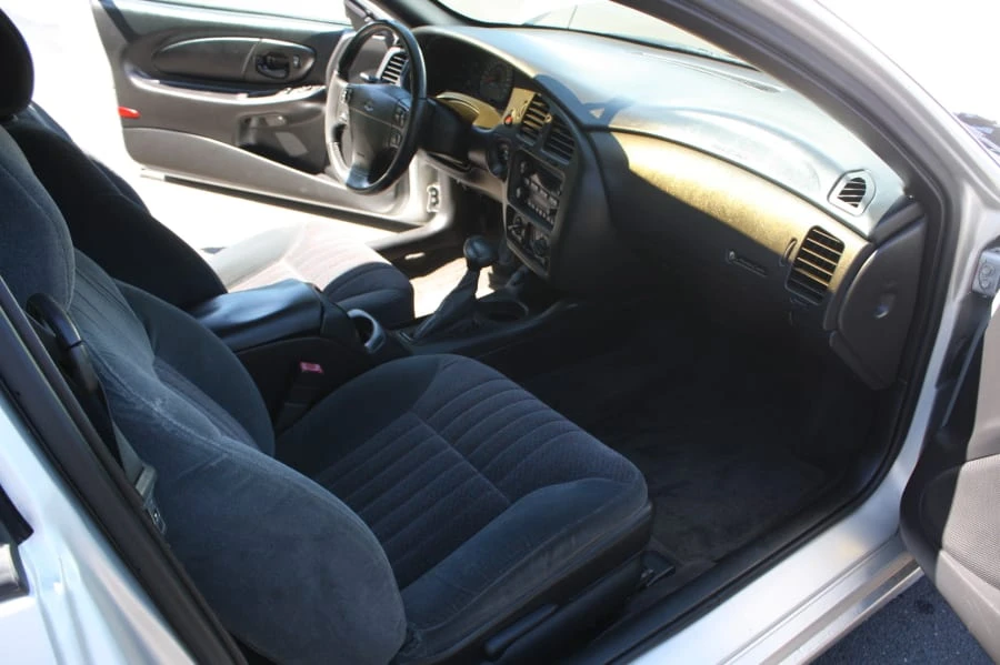 2003 Chevrolet Monte Carlo 6th Gen - Image 6 of 9