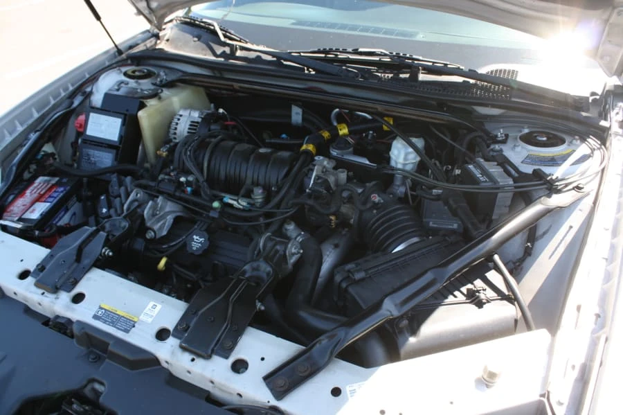 2003 Chevrolet Monte Carlo 6th Gen - Image 8 of 9