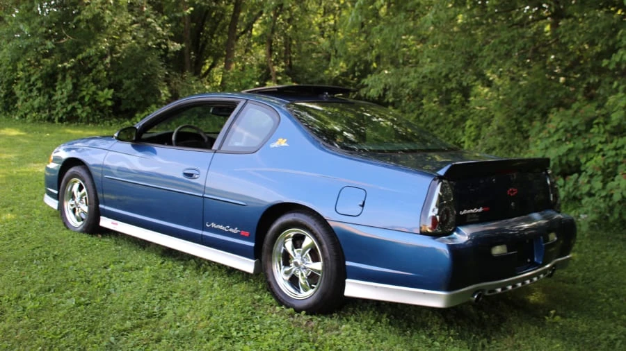2003 Chevrolet Monte Carlo 6th Gen - Image 6 of 11