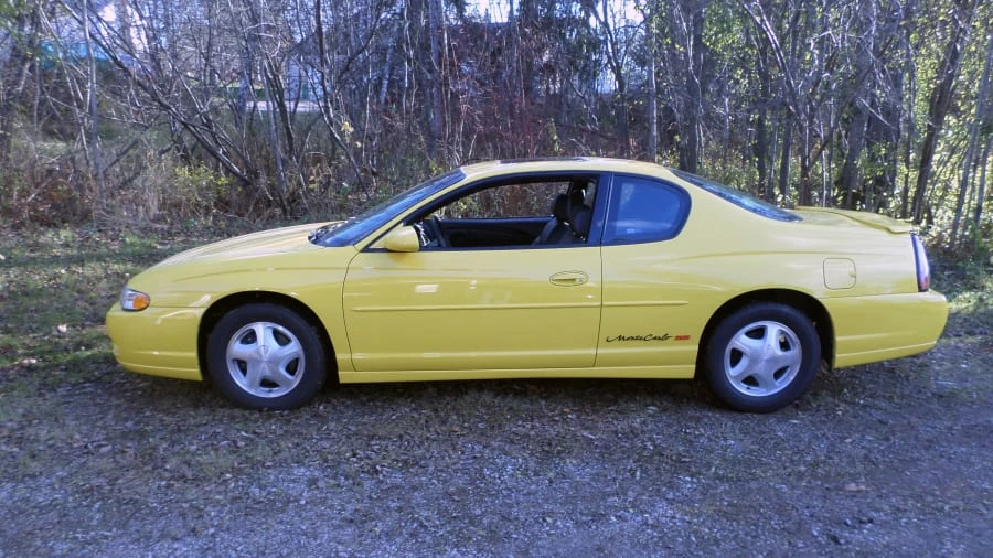 2003 Chevrolet Monte Carlo 6th Gen - Image 2 of 6