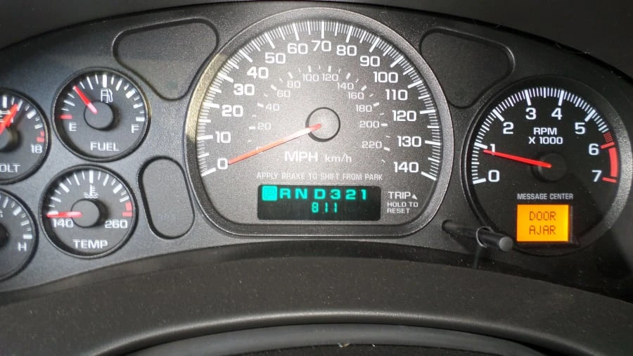 2003 Chevrolet Monte Carlo 6th Gen - Image 5 of 6