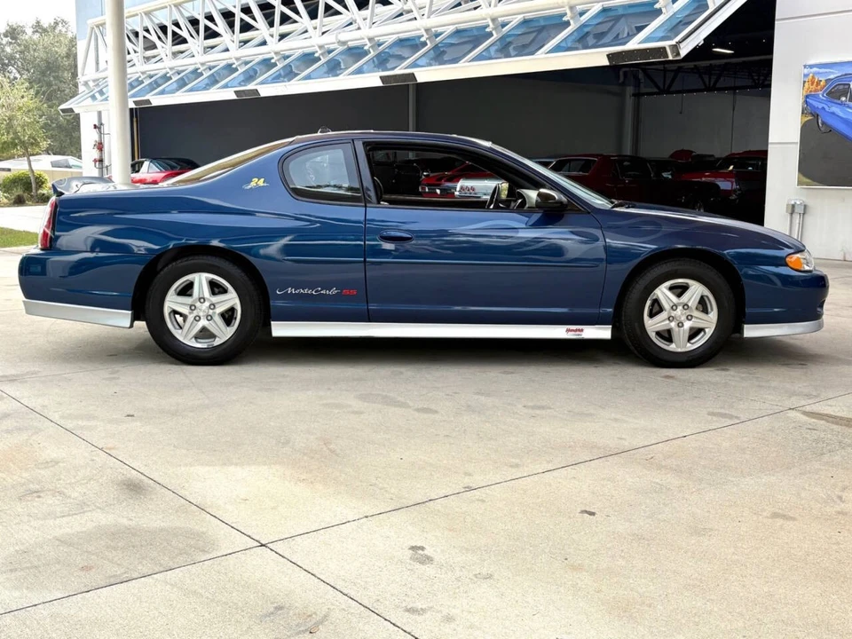 2003 Chevrolet Monte Carlo 6th Gen - Image 5 of 12