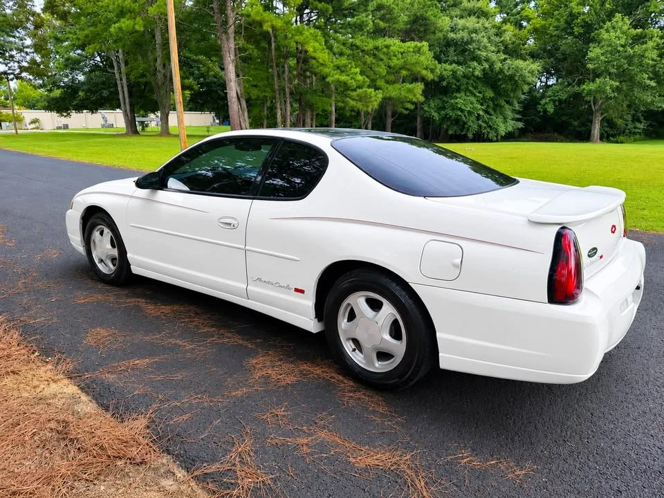 2003 Chevrolet Monte Carlo 6th Gen - Image 5 of 13