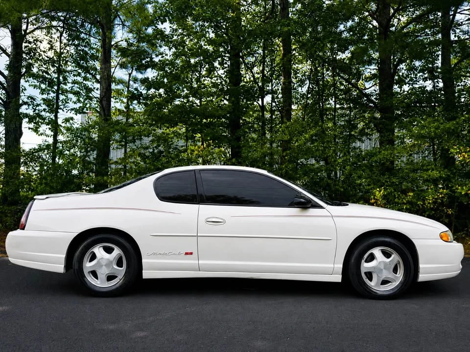2003 Chevrolet Monte Carlo 6th Gen - Image 8 of 13