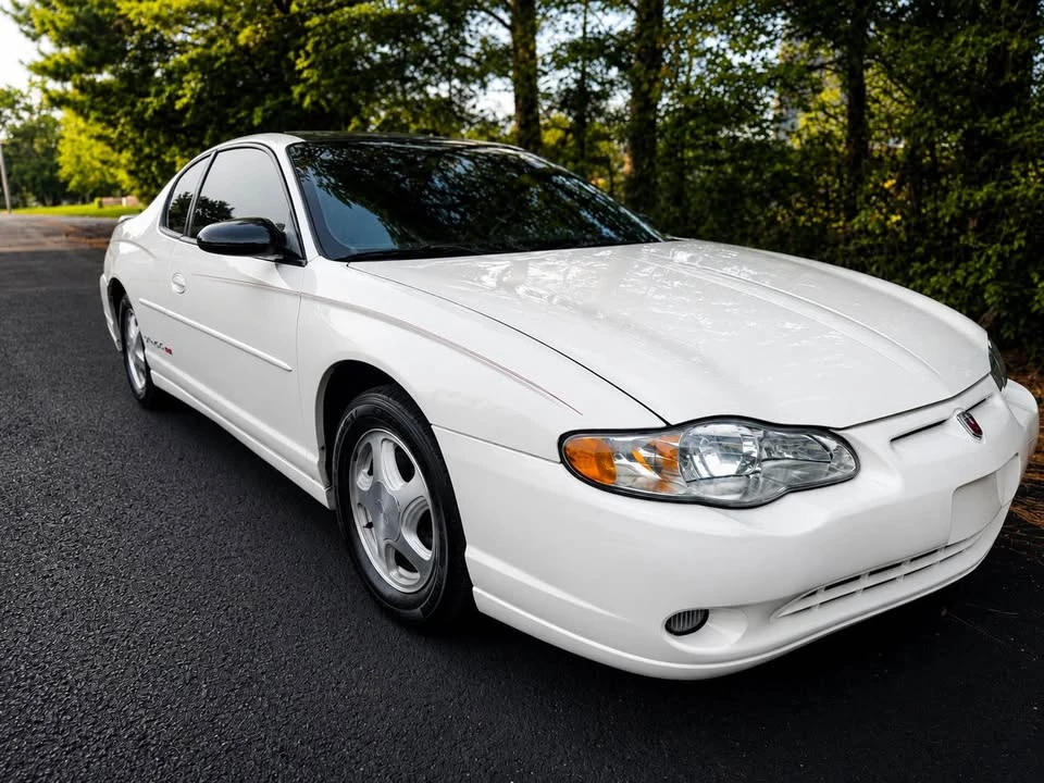 2003 Chevrolet Monte Carlo 6th Gen - Image 3 of 13