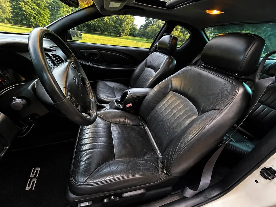 2003 Chevrolet Monte Carlo 6th Gen - Image 10 of 13