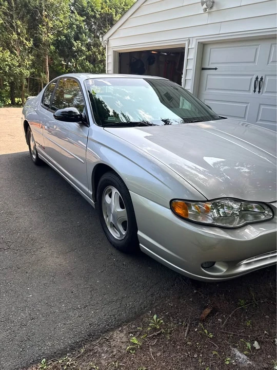 2003 Chevrolet Monte Carlo 6th Gen - Image 9 of 10