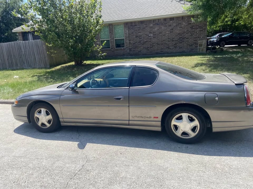 2003 Chevrolet Monte Carlo 6th Gen - Image 4 of 10