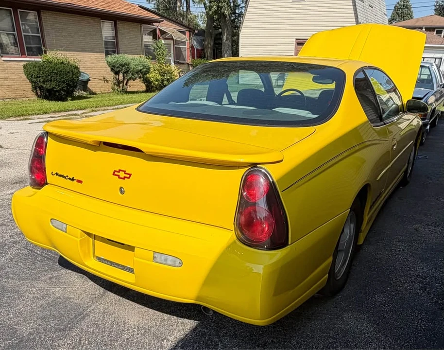 2003 Chevrolet Monte Carlo 6th Gen - Image 3 of 11