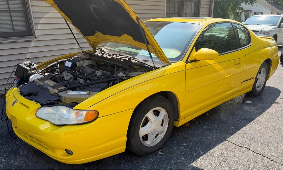 2003 Chevrolet Monte Carlo 6th Gen - Image 2 of 11