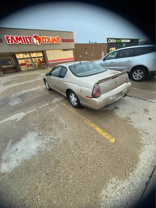 2003 Chevrolet Monte Carlo 6th Gen - Image 4 of 5