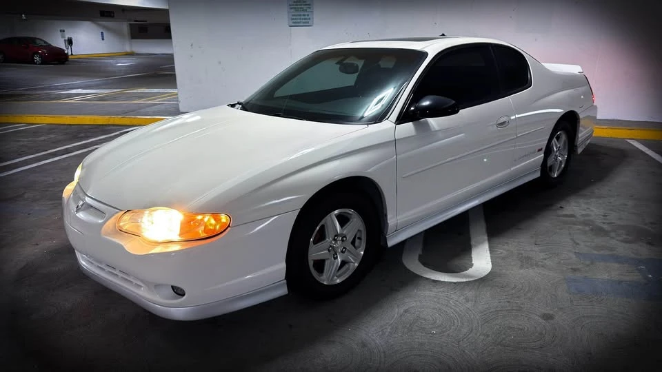 2003 Chevrolet Monte Carlo 6th Gen - Image 2 of 19
