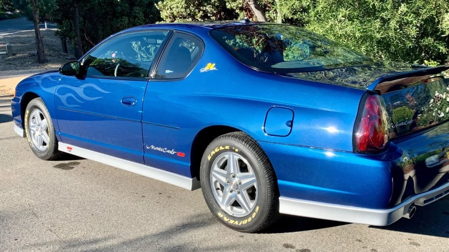 2003 Chevrolet Monte Carlo 6th Gen - Image 2 of 23