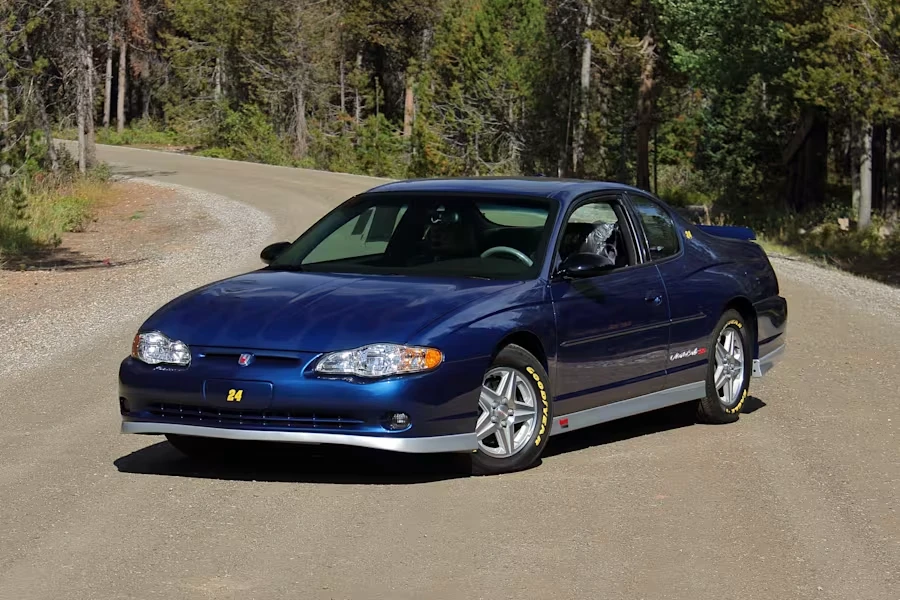 2003 Chevrolet Monte Carlo 6th Gen - Image 11 of 30