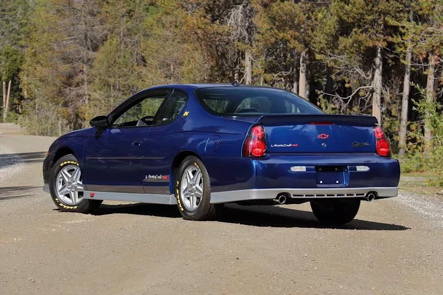 2003 Chevrolet Monte Carlo 6th Gen - Image 8 of 30