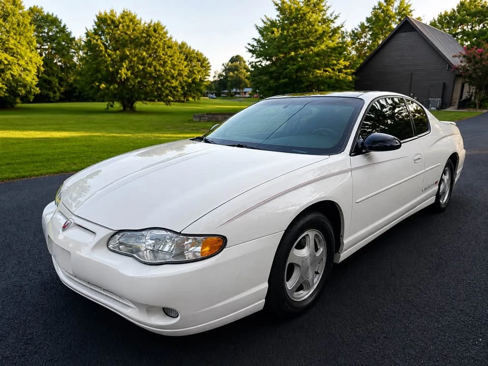 2003 Chevrolet Monte Carlo 6th Gen - Image 8 of 11