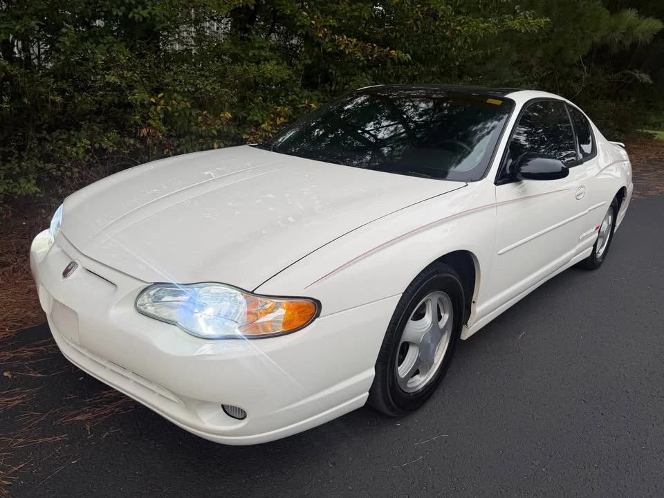 2003 Chevrolet Monte Carlo 6th Gen - Image 2 of 11