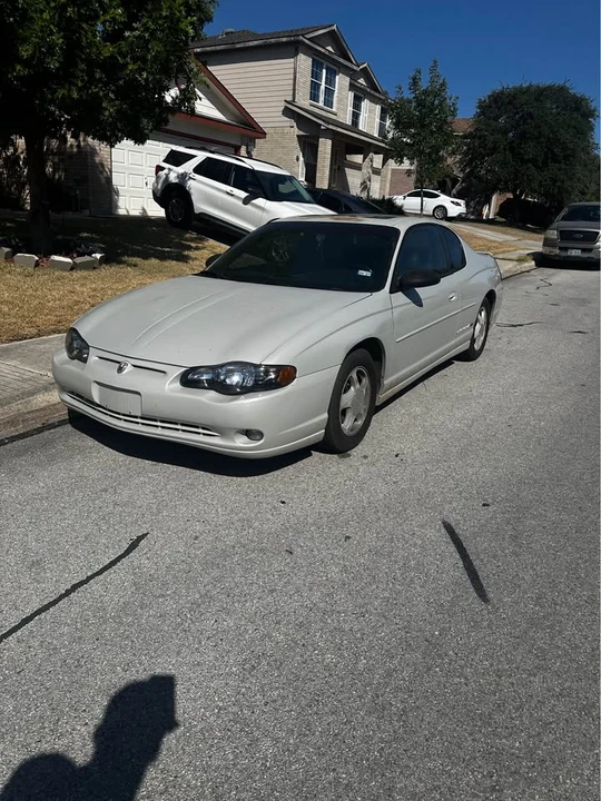2003 Chevrolet Monte Carlo 6th Gen - Image 2 of 6