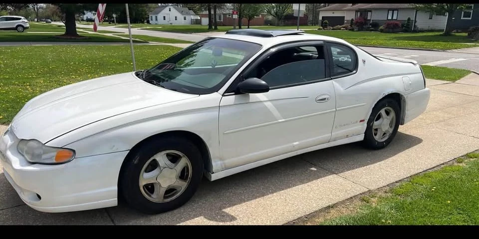 2003 Chevrolet Monte Carlo 6th Gen - Image 3 of 5
