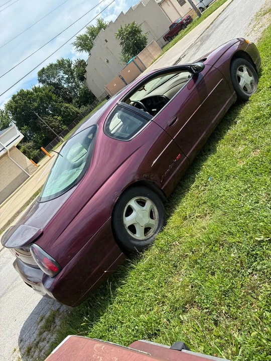 2003 Chevrolet Monte Carlo 6th Gen - Image 4 of 6