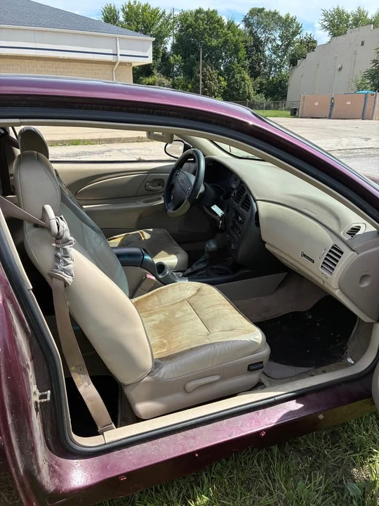 2003 Chevrolet Monte Carlo 6th Gen - Image 5 of 6