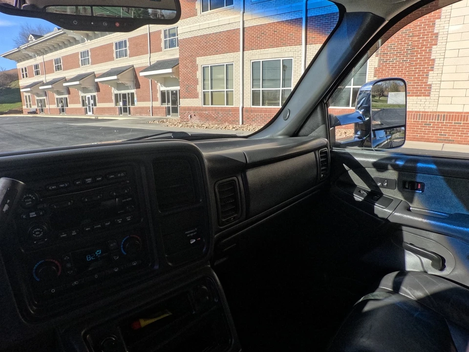 2003 Chevrolet Silverado 1st Gen - Image 8 of 10