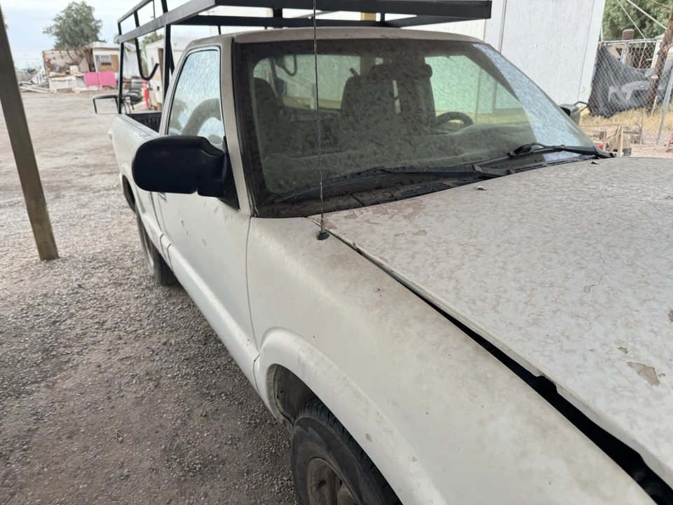 2003 Chevrolet S-10 - Image 5 of 11