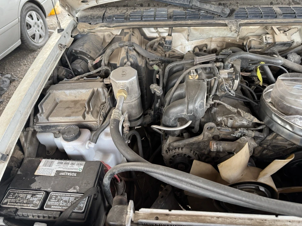 2003 Chevrolet S-10 - Image 10 of 11