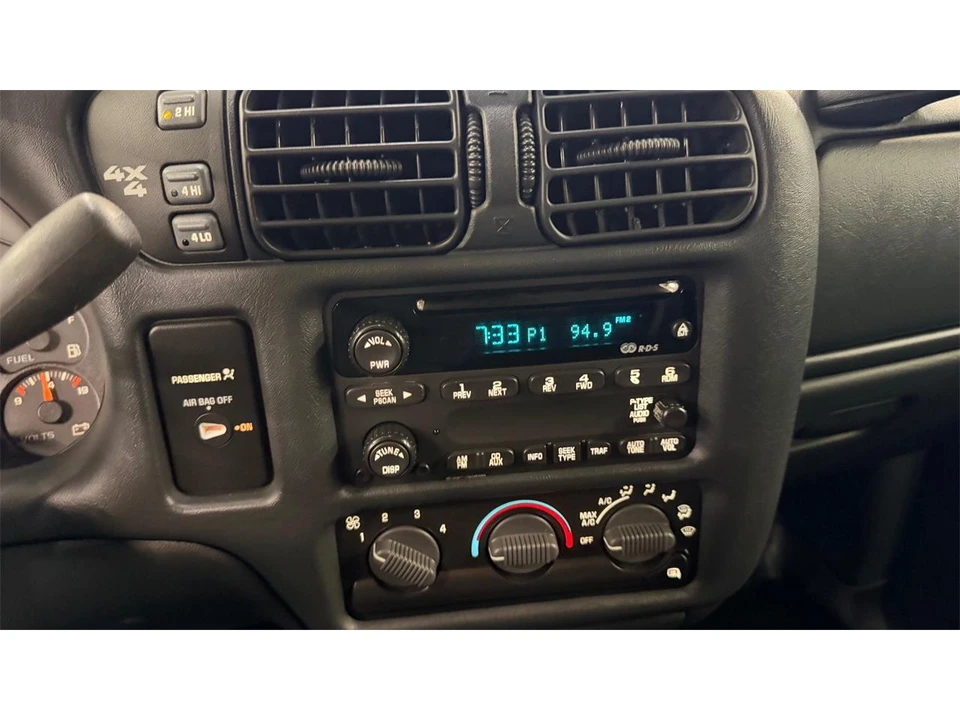 2003 Chevrolet Silverado 1st Gen - Image 22 of 28