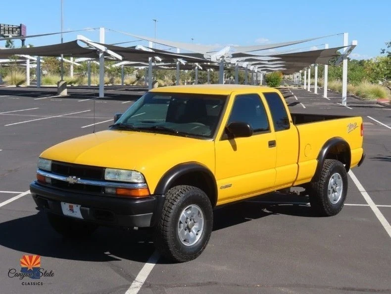 2003 Chevrolet S-10 Blazer 2nd Gen - Image 4 of 10