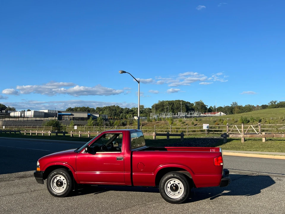 2003 Chevrolet S-10 Blazer 2nd Gen - Image 12 of 30
