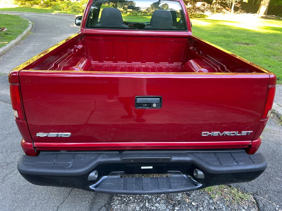 2003 Chevrolet S-10 Blazer 2nd Gen - Image 16 of 30
