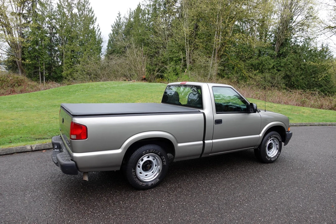 2003 Chevrolet S-10 - Image 16 of 31