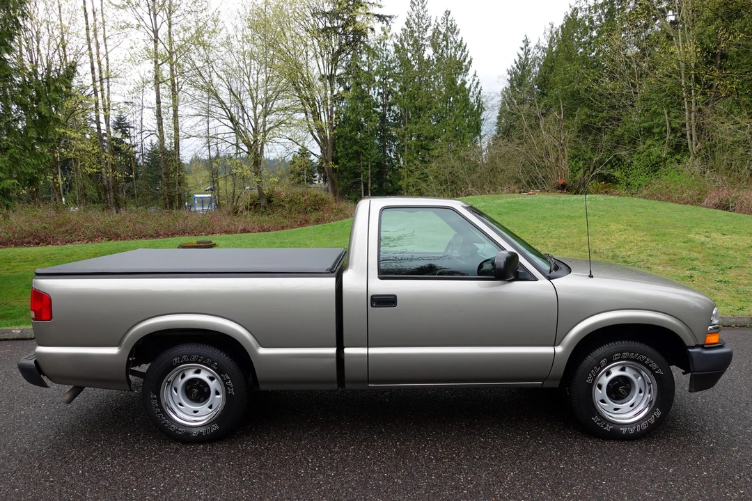 2003 Chevrolet S-10 - Image 18 of 31