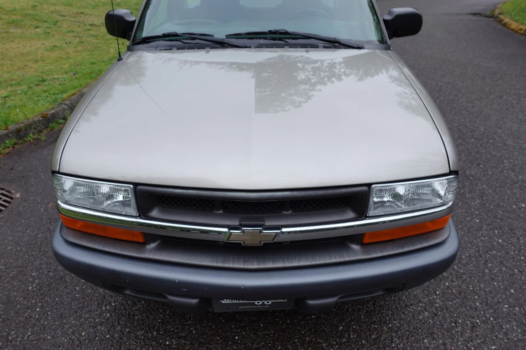 2003 Chevrolet S-10 - Image 27 of 31