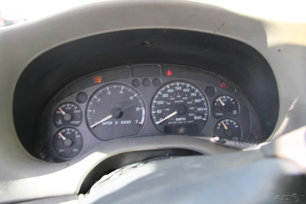 2003 Chevrolet S-10 Blazer 2nd Gen - Image 13 of 21