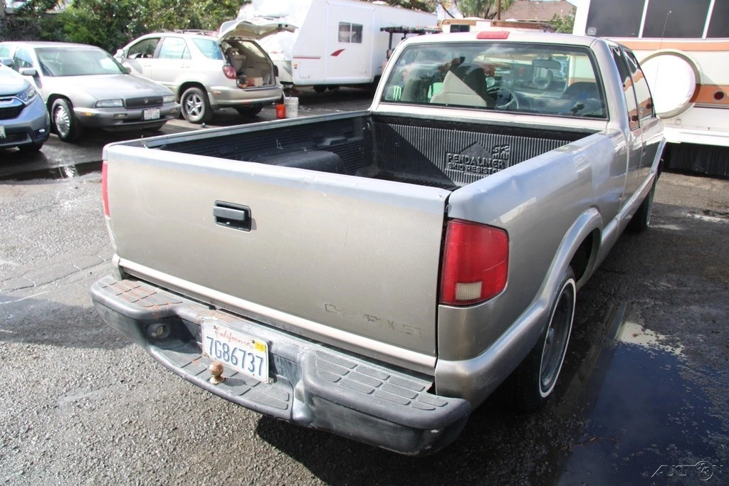 2003 Chevrolet S-10 Blazer 2nd Gen - Image 6 of 21