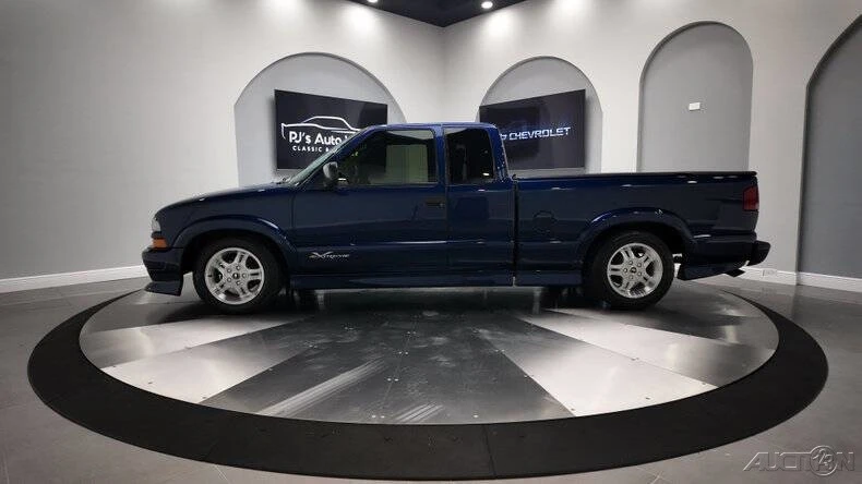 2003 Chevrolet S-10 - Image 2 of 21