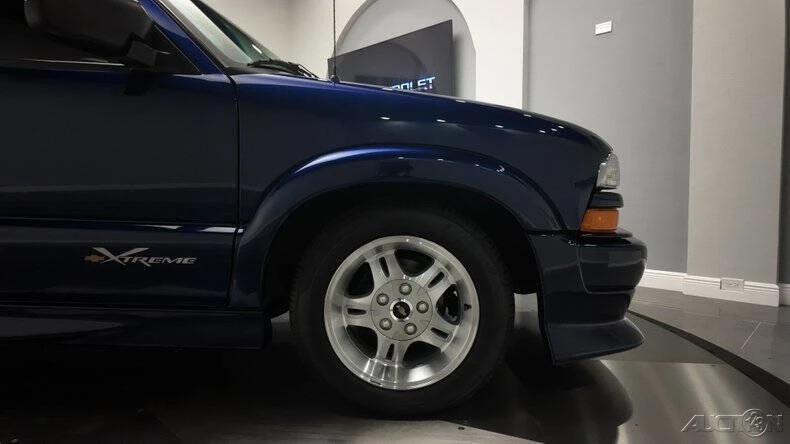 2003 Chevrolet S-10 - Image 12 of 21