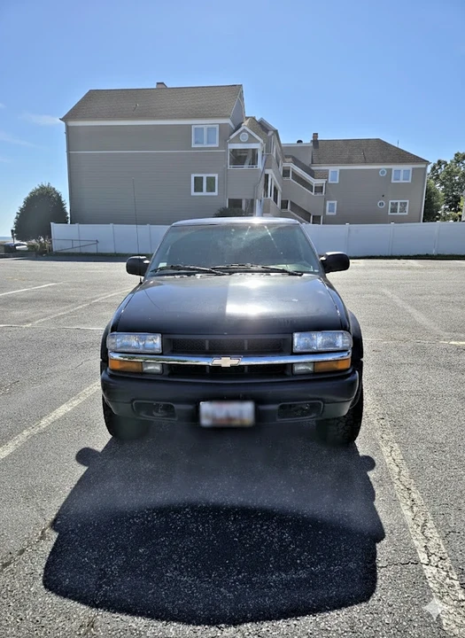2003 Chevrolet S-10 Blazer 2nd Gen - Image 3 of 21