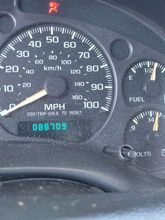 2003 Chevrolet S-10 Blazer 2nd Gen - Image 10 of 21