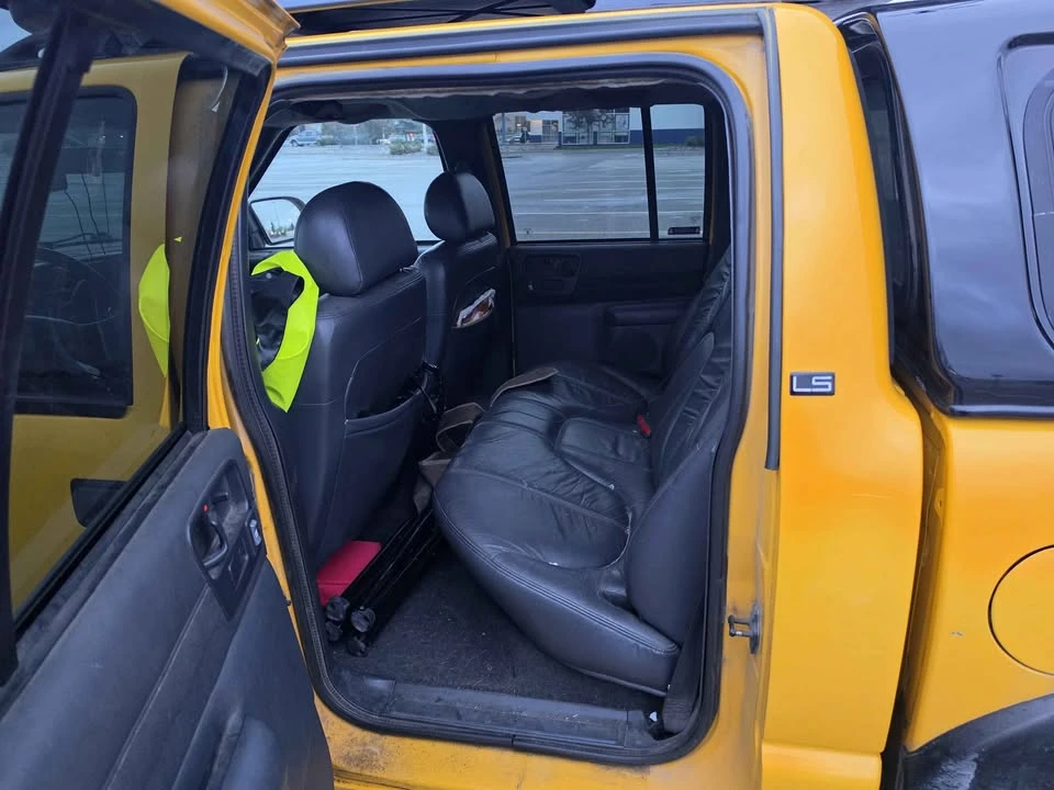 2003 Chevrolet S-10 - Image 4 of 8