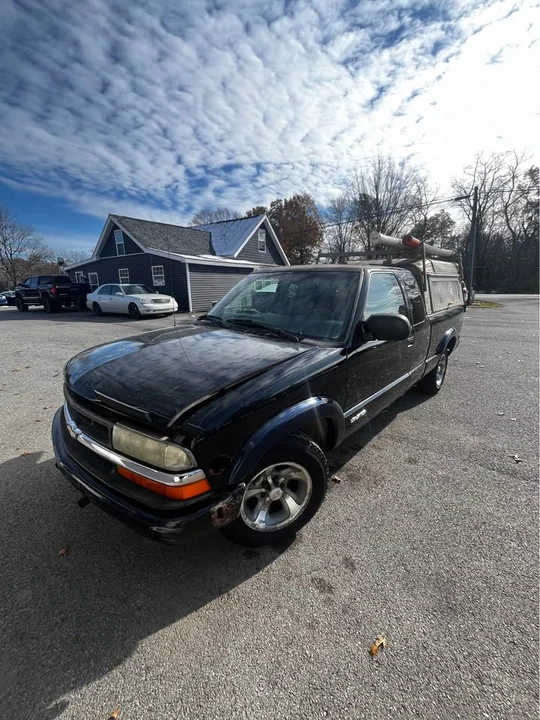 2003 Chevrolet S-10 - Image 3 of 7
