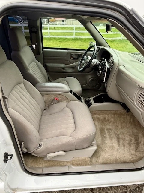 2003 Chevrolet S-10 - Image 12 of 19