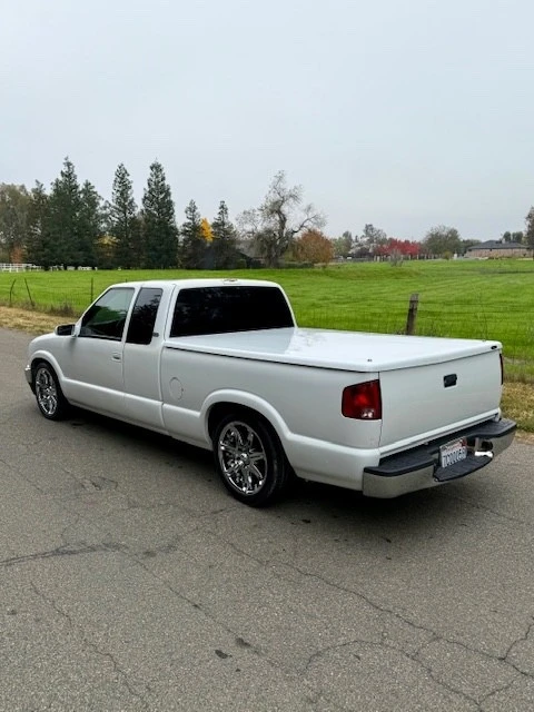 2003 Chevrolet S-10 - Image 5 of 19