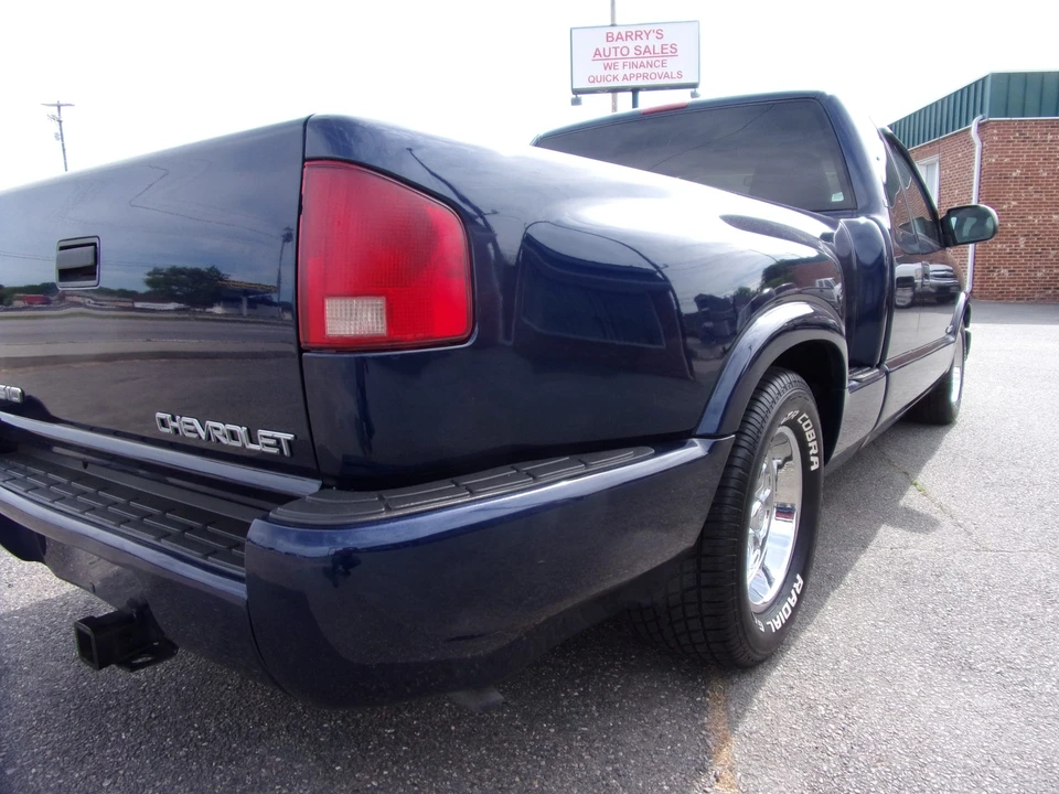 2003 Chevrolet S-10 - Image 16 of 31