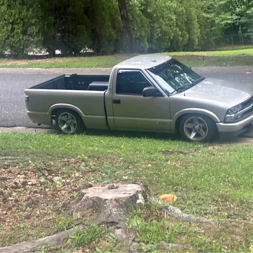 2003 Chevrolet S-10 LS Short Bed