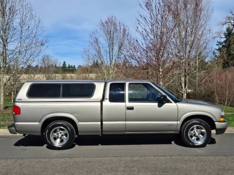 2003 Chevrolet S-10 - Image 5 of 18