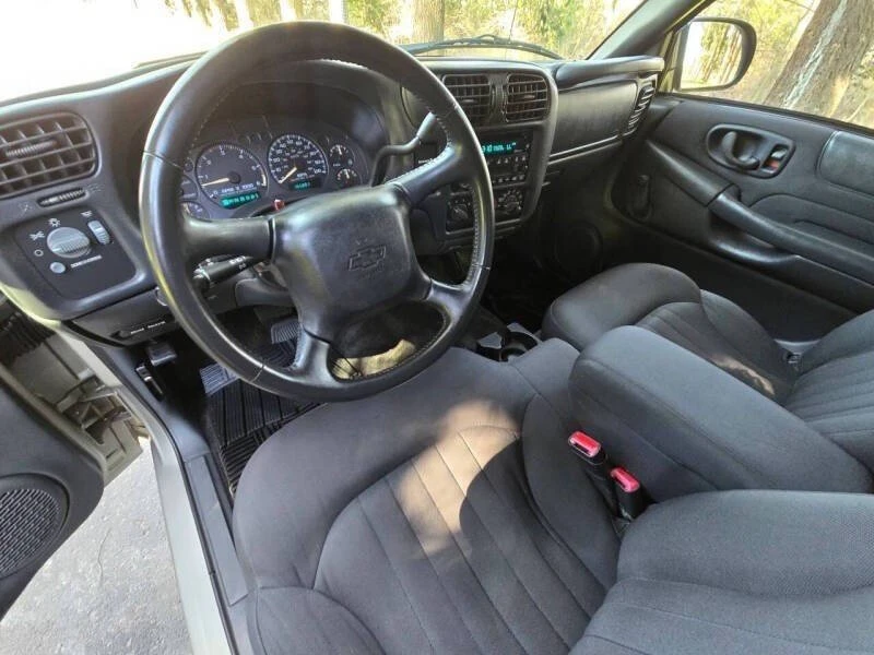 2003 Chevrolet S-10 - Image 14 of 18